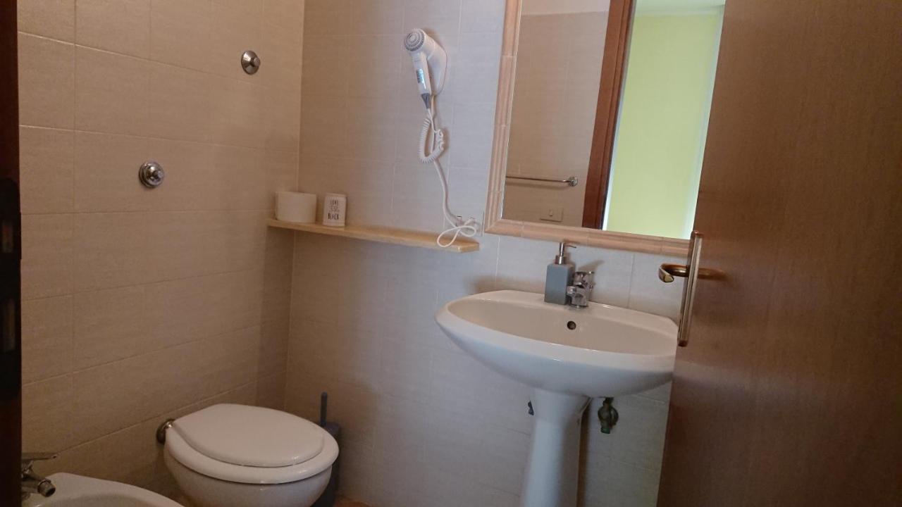 Albergo Casa Lupi Guidonia Montecelio Ngoại thất bức ảnh